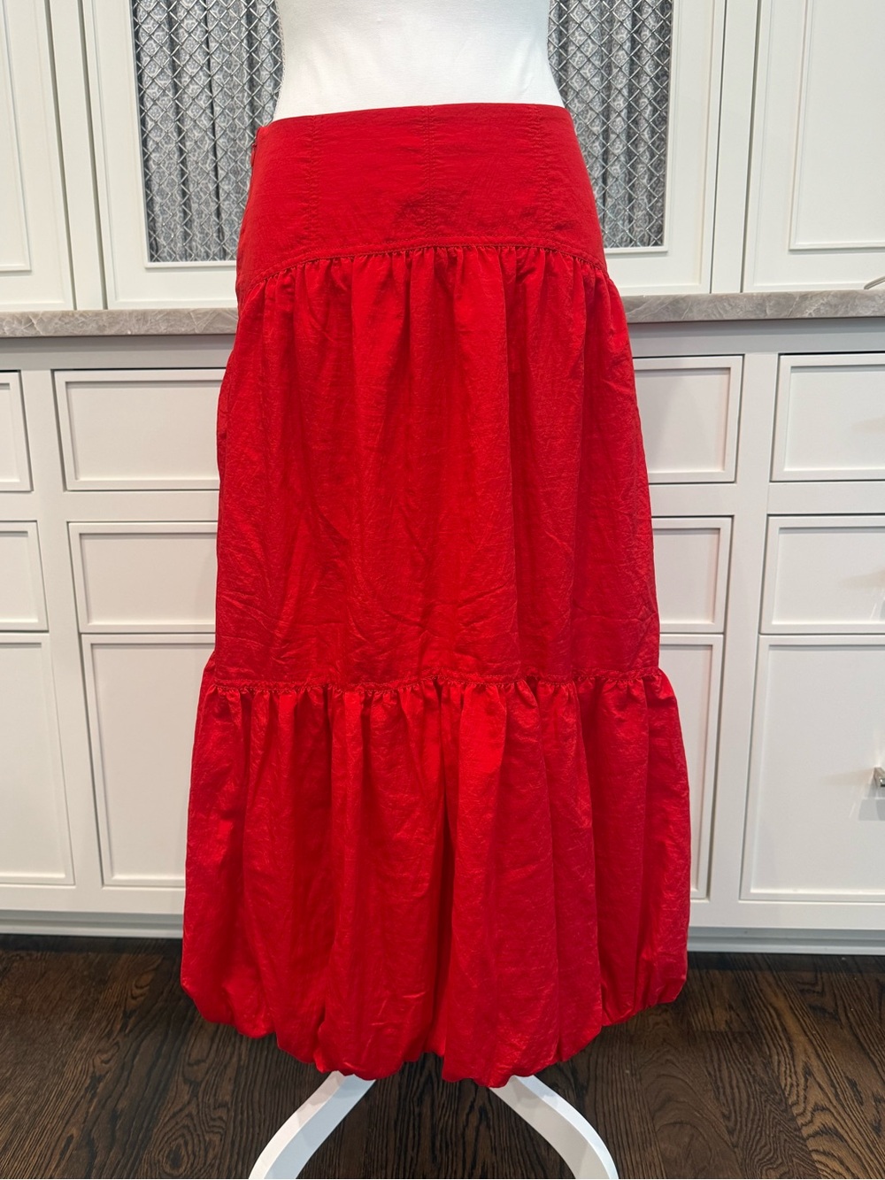 NWT Cinq à Sept Red Blythe Tiered Maxi Bubble Skirt - size 4 - Picture 6 of 13